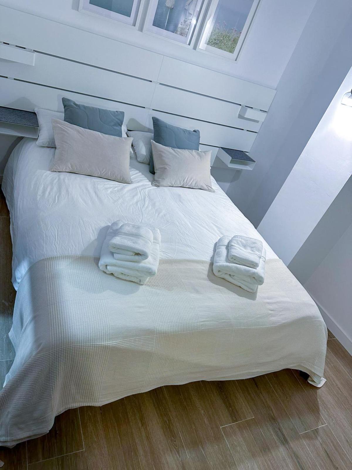 Zur Boutique Hostel フエンヒロラ エクステリア 写真