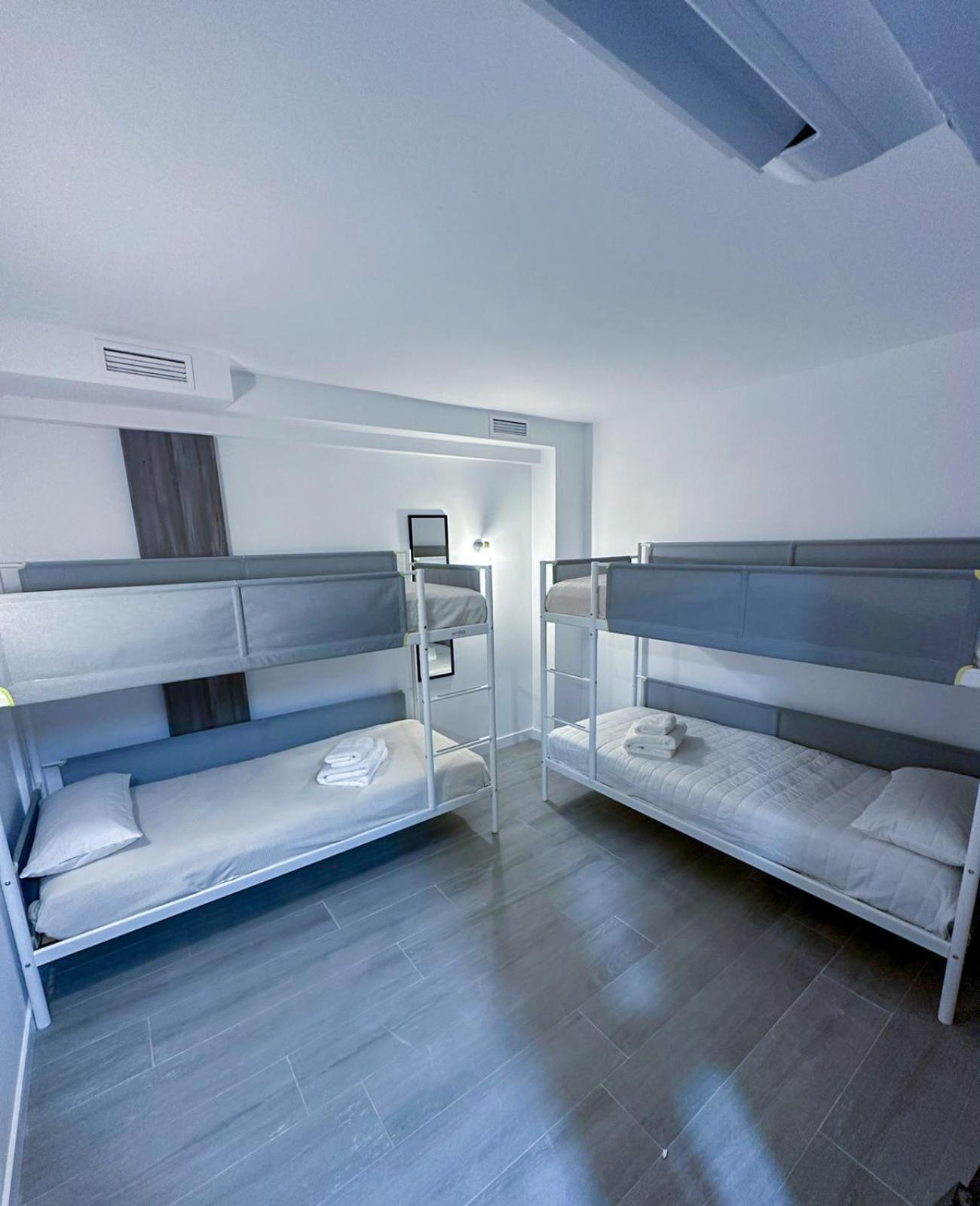 Zur Boutique Hostel フエンヒロラ エクステリア 写真