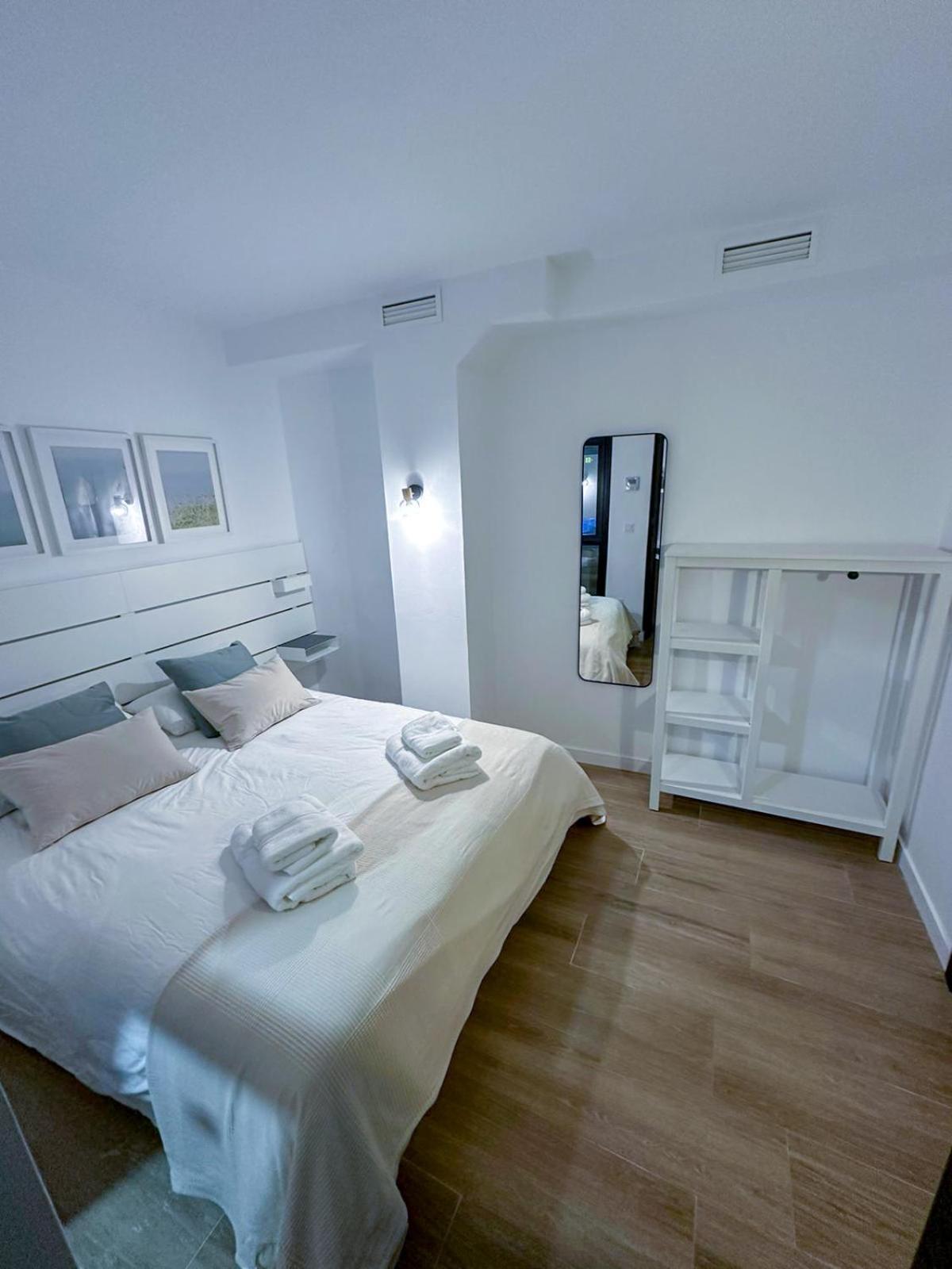 Zur Boutique Hostel フエンヒロラ エクステリア 写真