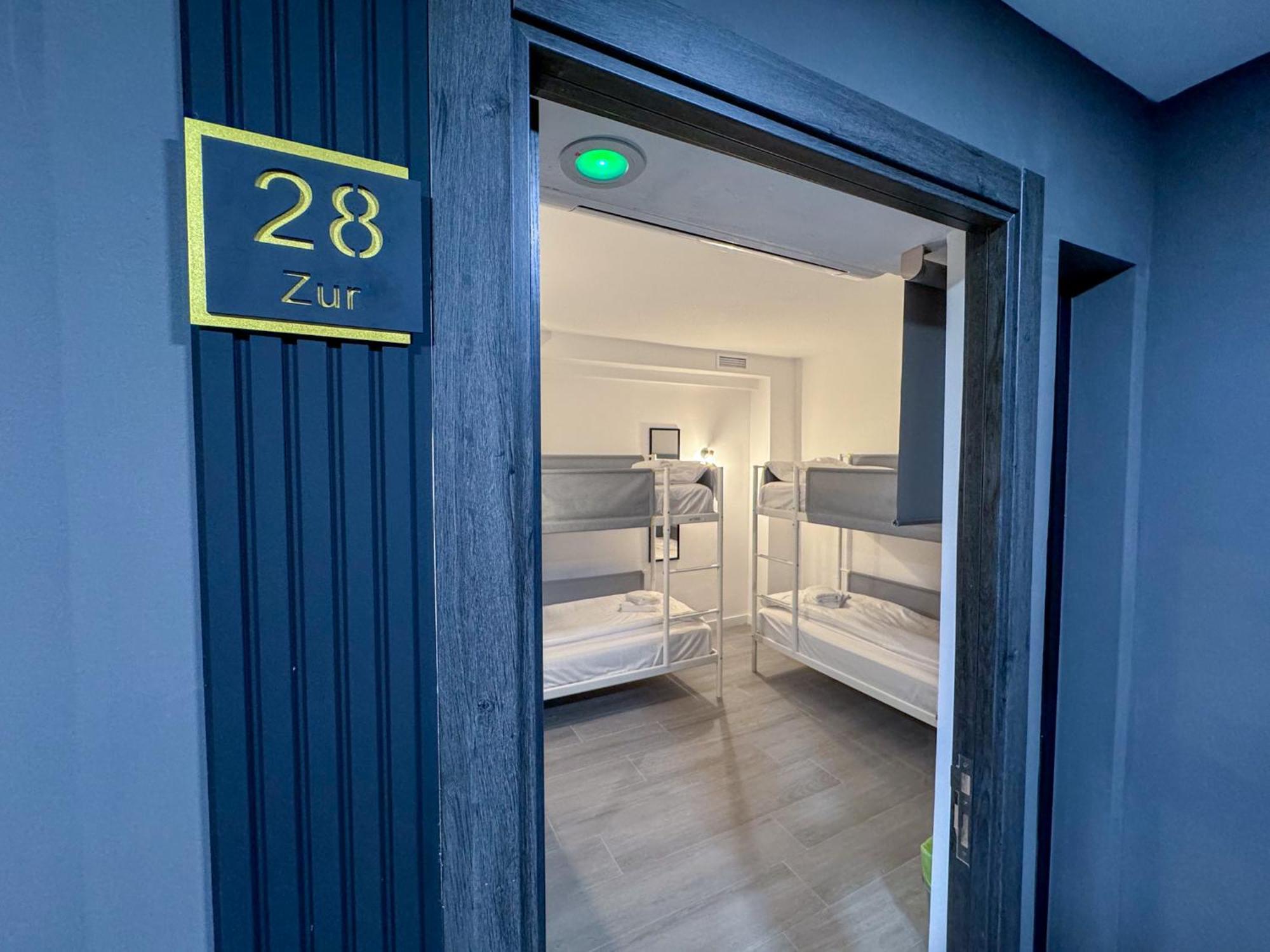 Zur Boutique Hostel フエンヒロラ エクステリア 写真